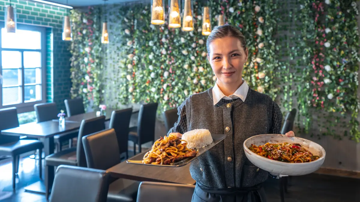Restaurant Uyghur Haus Mitinhaberin Delnur Turdi