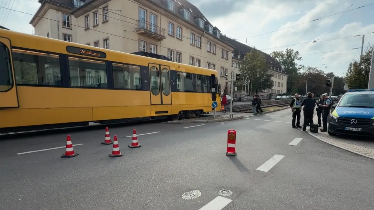 Serious accident in Stuttgart-West: Light rail hits pedestrian - | ...