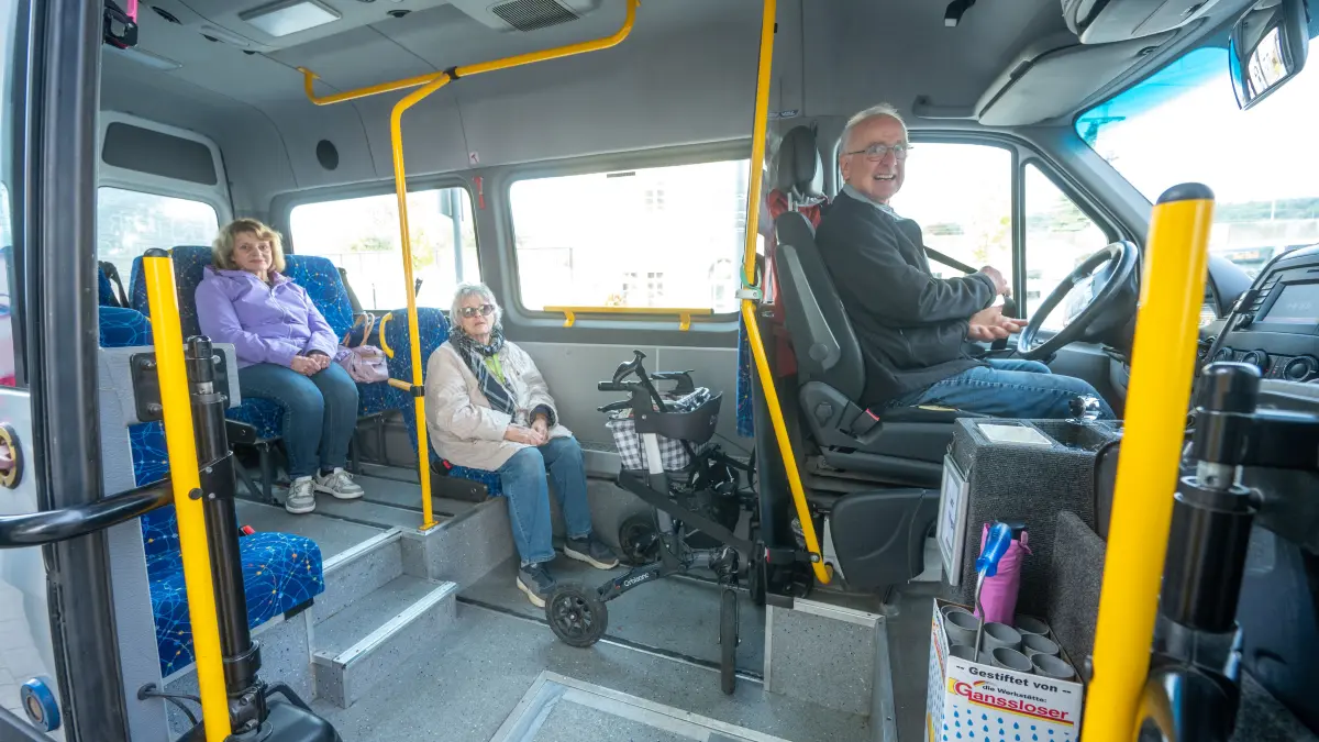 Ebersbach Jubiläum Bürgerbus Fahrer Lutz Wagner
