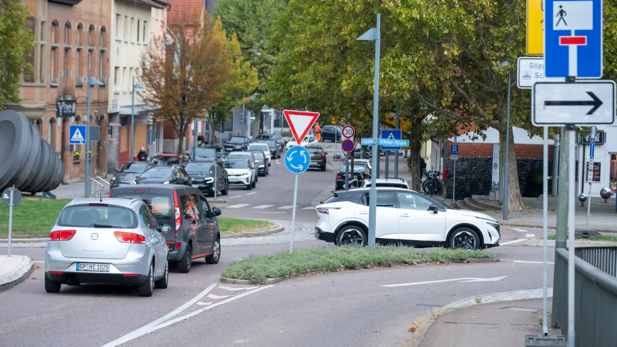 Eislingen Oyonnax Kreisel Verkehr Baustelle