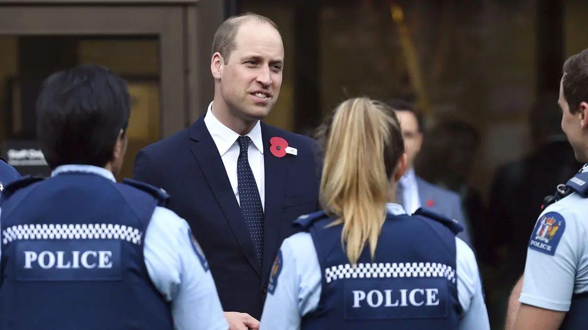 Prinz William trifft 2019 First Responder Polizisten während eines Besuchs in Neuseeland.