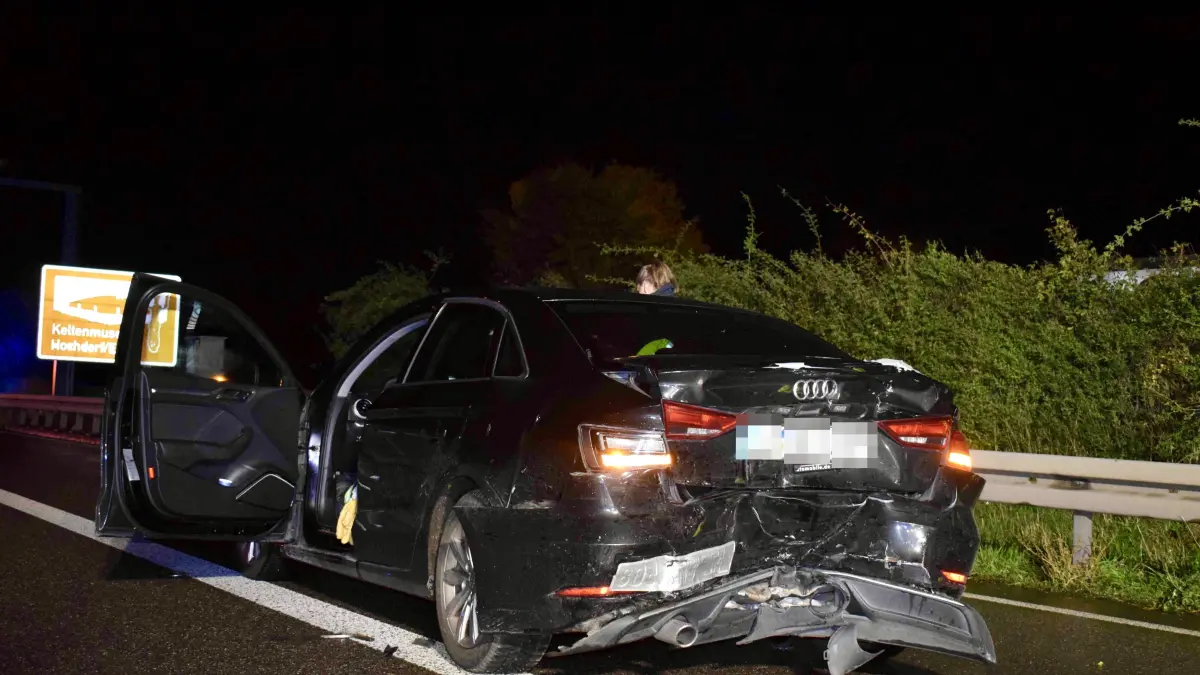 Der rechte Fahrstreifen der A81 in Richtung Stuttgart ist zeitweise gesperrt.
