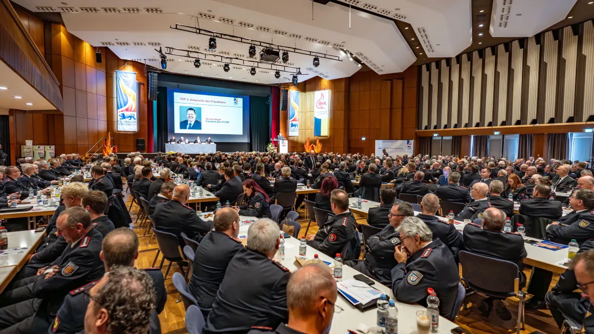 GP, Stadthalle: Verbandsversammlung Landesfeuerwehrverband BW mit Manuel Hagel