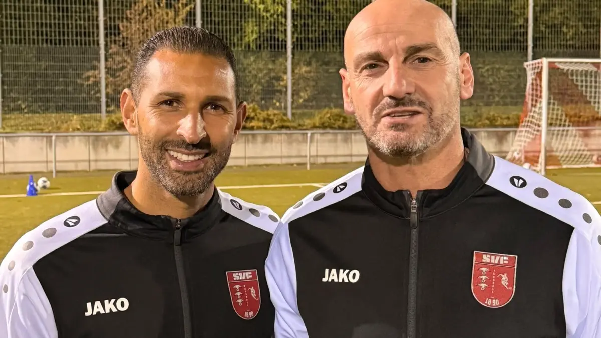 Naoufel Jaouadi, neuer Trainer beim SV Fellbach II (links) und Ruggero Acri, der ihn untersützt.