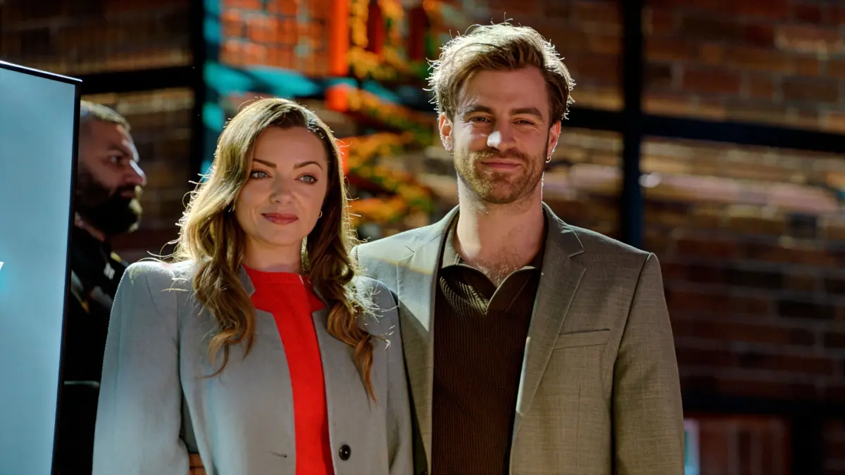 Emily hat kein Interesse an Julian.